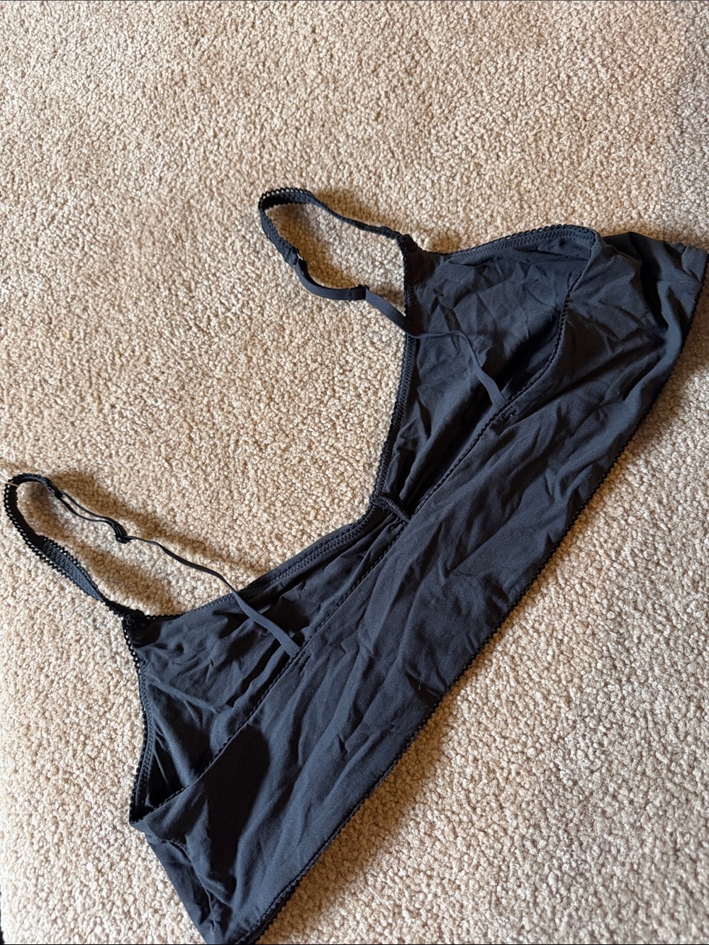 SKIMS SCOOP NECK BRALETTE